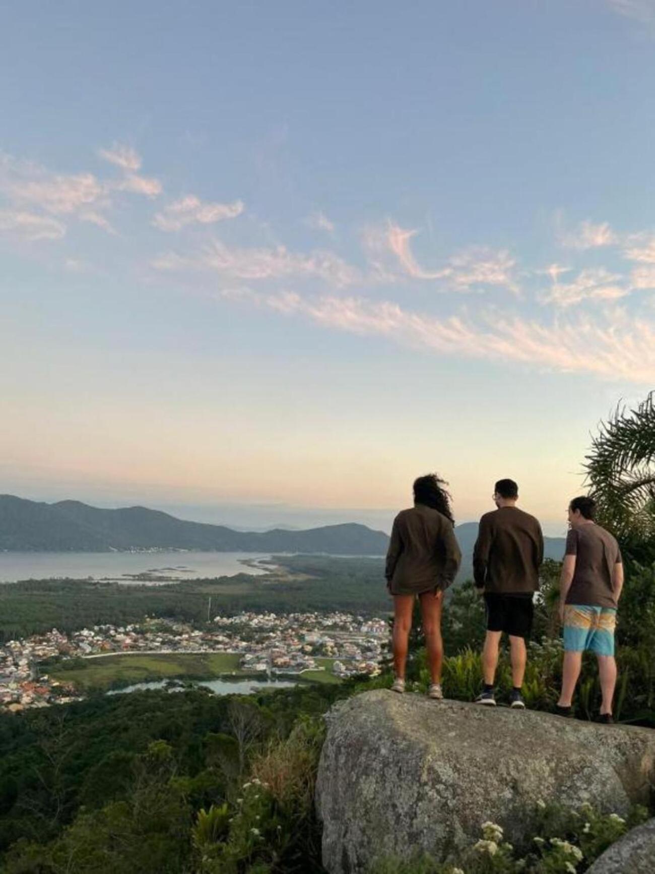 Nomades Vibe Da Ilha - Adventure & Coworking Albergue *