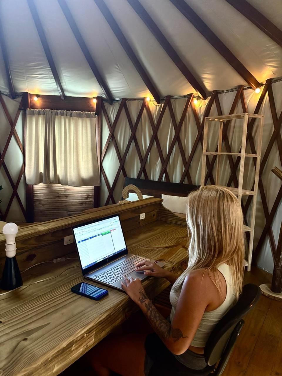 Nomades Vibe Da Ilha - Adventure & Coworking * Florianopolis
